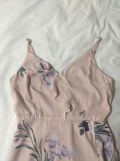 (Category: ) located in . Submitted by pumpkisses (Listing ID 1171997511, Image 1). Description: .