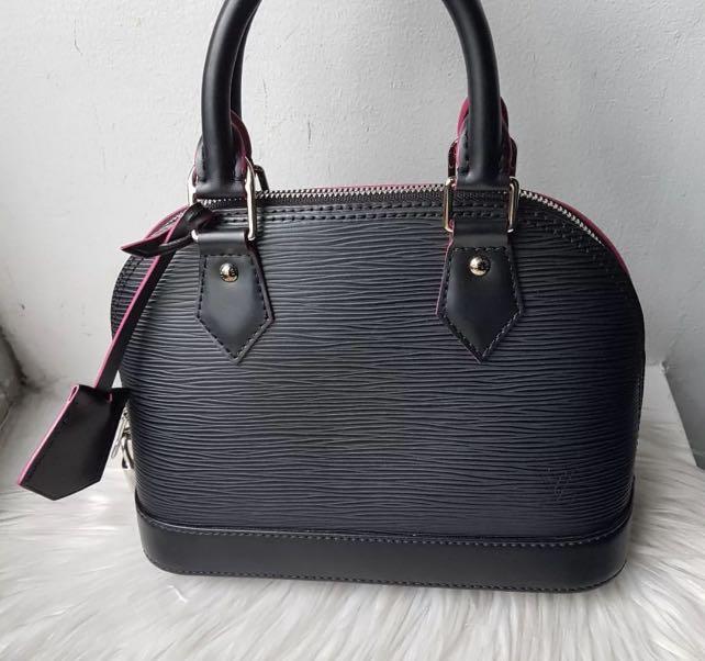 Lv bb alma epi black/pink (Category: Luxury Bags & Wallets) located in Santa Ana. Submitted by astonandariana (Listing ID 1171851029, Image 1). Description: Bnew With dustbag booklet lockset shw.