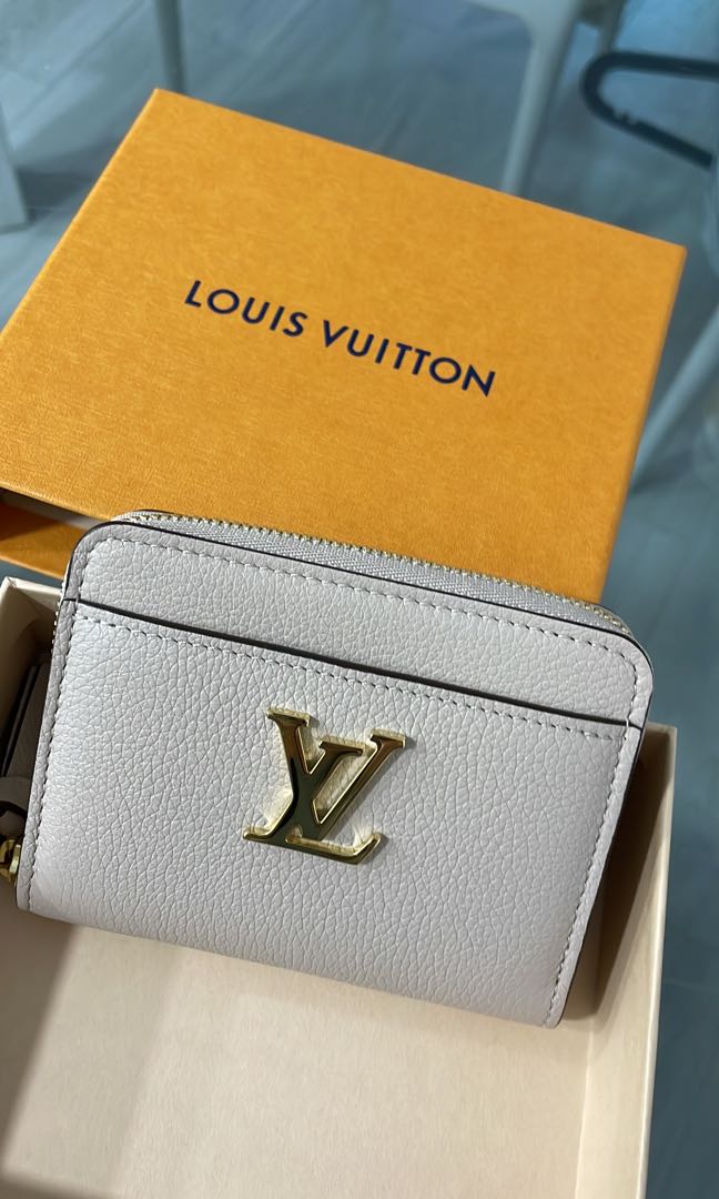 Louis Vuitton Zippy Lock Me Japan Limited M63816 Women's Calf