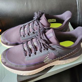 Nike legend react 2 shield 防水波鞋 uk11/eu46/us12