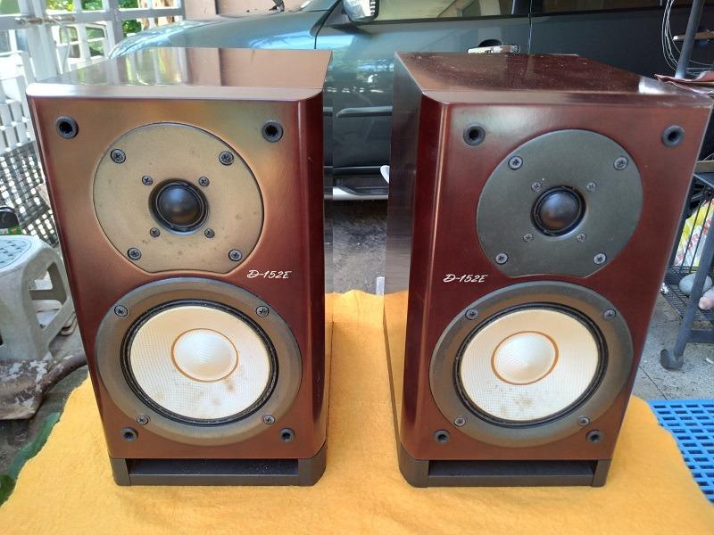 【美品】ONKYO スピーカーD-152E(D) 木目　送料込み Amazon.co.jp: ONKYO INTEC205 スピーカーシステム D-152E(D