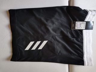 (Category: ) located in . Submitted by yhang324 (Listing ID 1171928983, Image 1). Description: .
