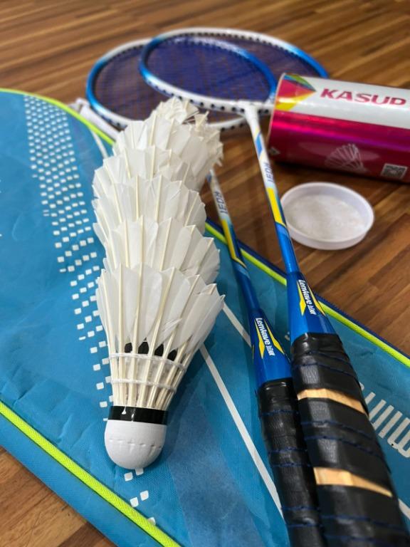 (RUSH) Badminton Complete Set Racket, Bag, and Shuttlecock, Sports
