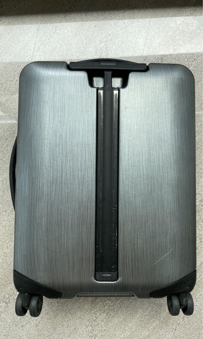 Samsonite Inova Carry On spinner, Hobbies & Toys, Travel, Luggage on