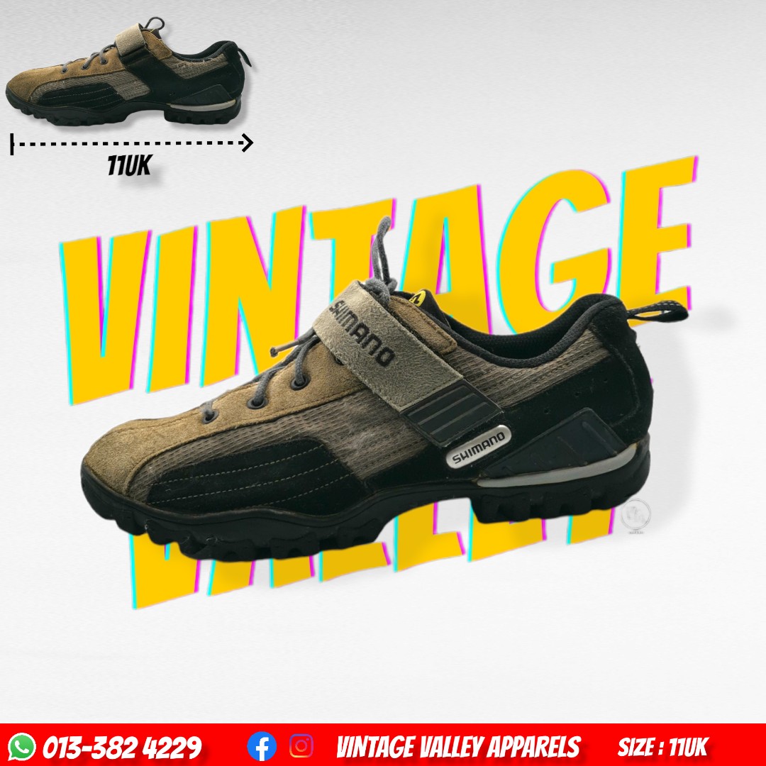 SHIMANO MT40 MTB CLEAT SHOES Sports Equipment Bicycles