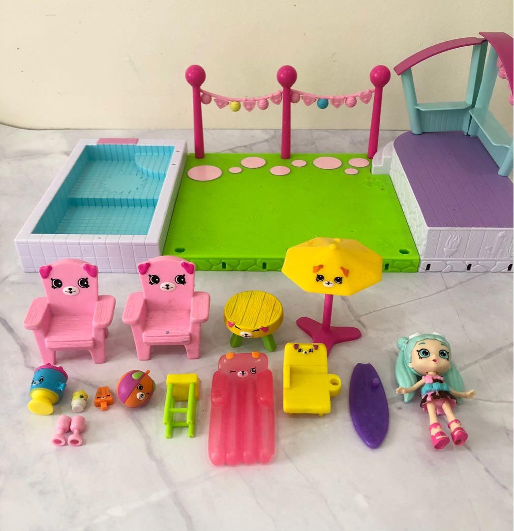 Shopkins happy places pool playset deals