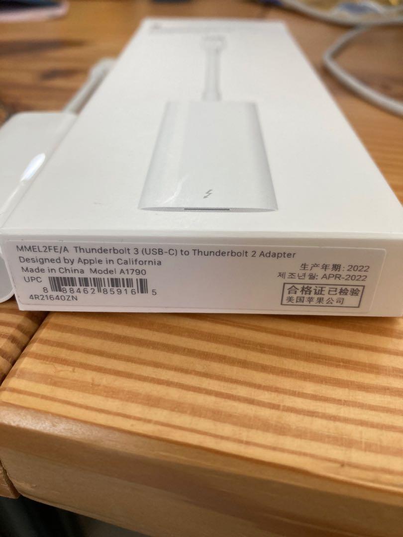 Apple Thunderbolt 3 (USB-C) to Thunderbolt 2 Adapter Converter A1790  MMEL2FE/A