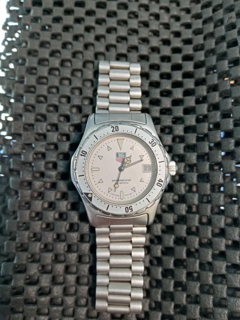 VINTAGE SWISS MADE WATCH TAG HEUER PROFESSIONAL 200M REF 937.013