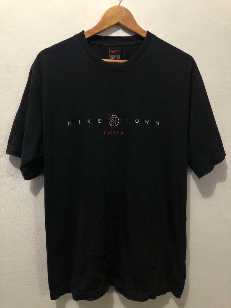 Nike the town t shirt clearance