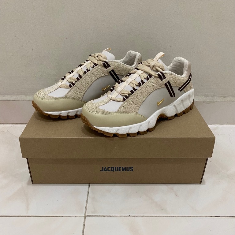 STEAL* (W) Nike x Jacquemus Air Humara LX (Light Bone and Gold