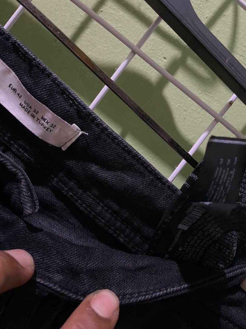 Zara tapered fit paint splatter jeans 
