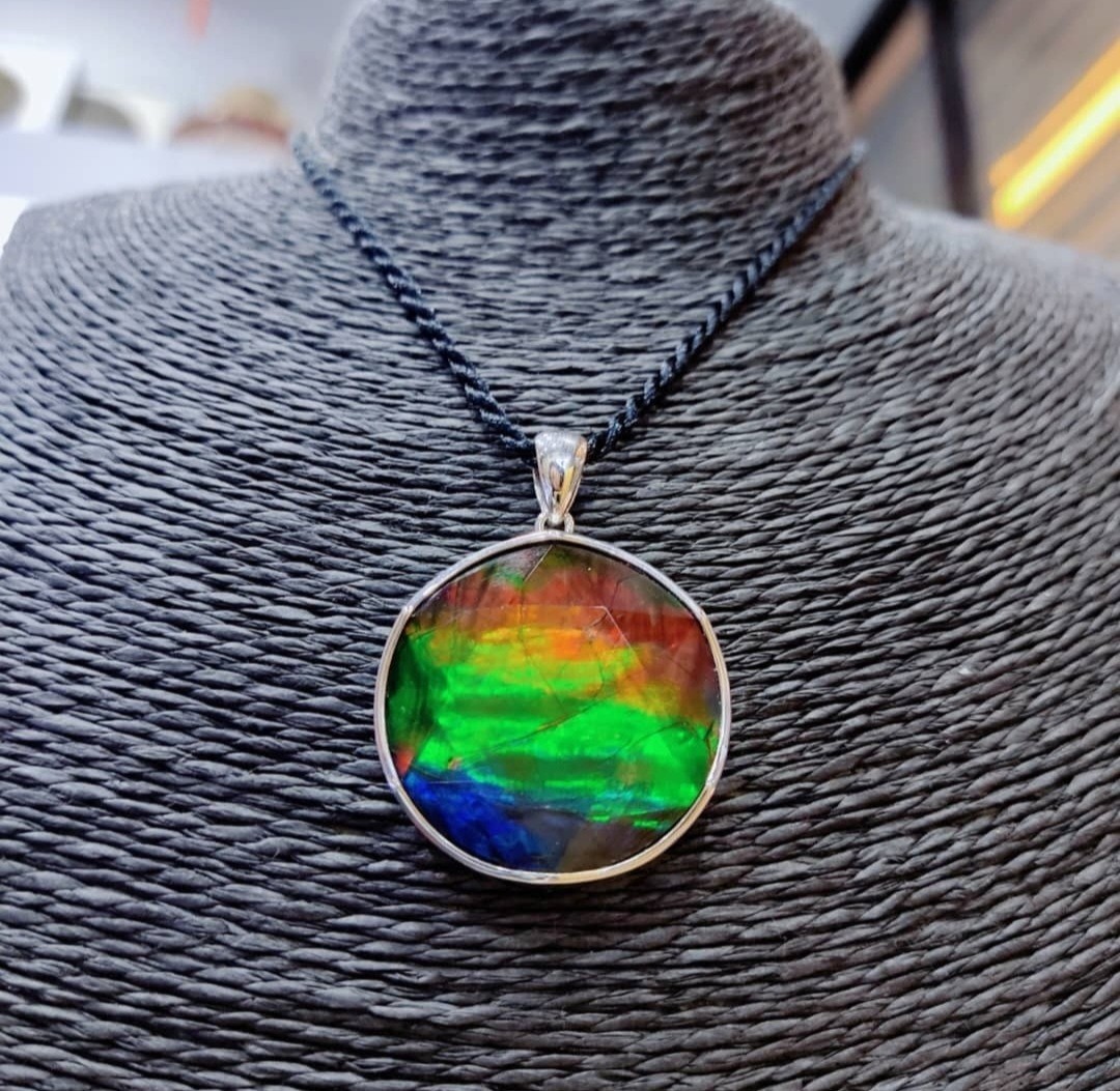 Ammolite pendant discount