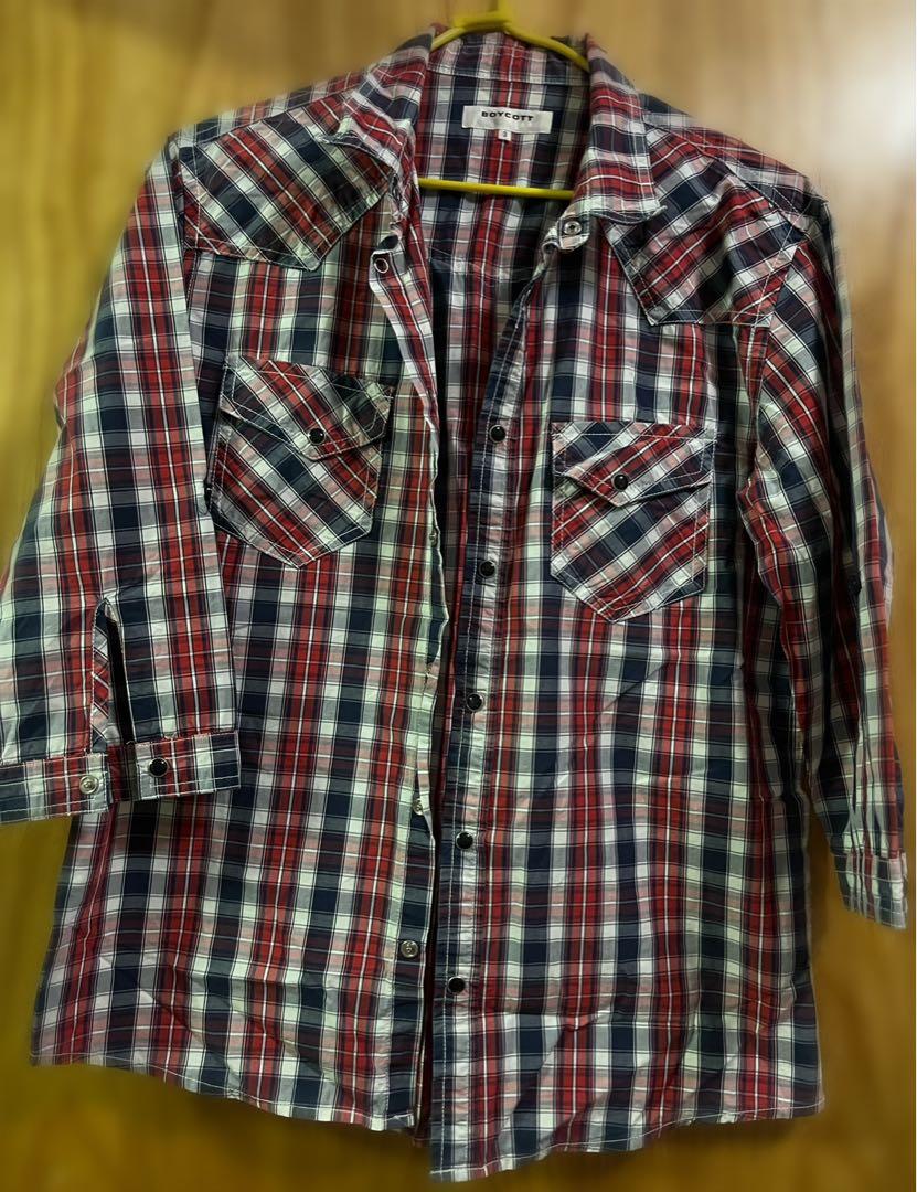 日本boycott 男裝中袖格仔裇衫men S Shirt 男裝 上身及套裝 T Shirt 恤衫 有領衫 Carousell