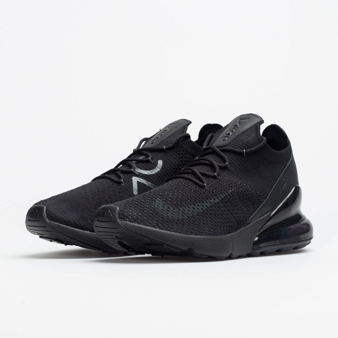 Nike air max deals 270 triple black flyknit