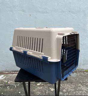 Airline approved pet carrier (for medium size)