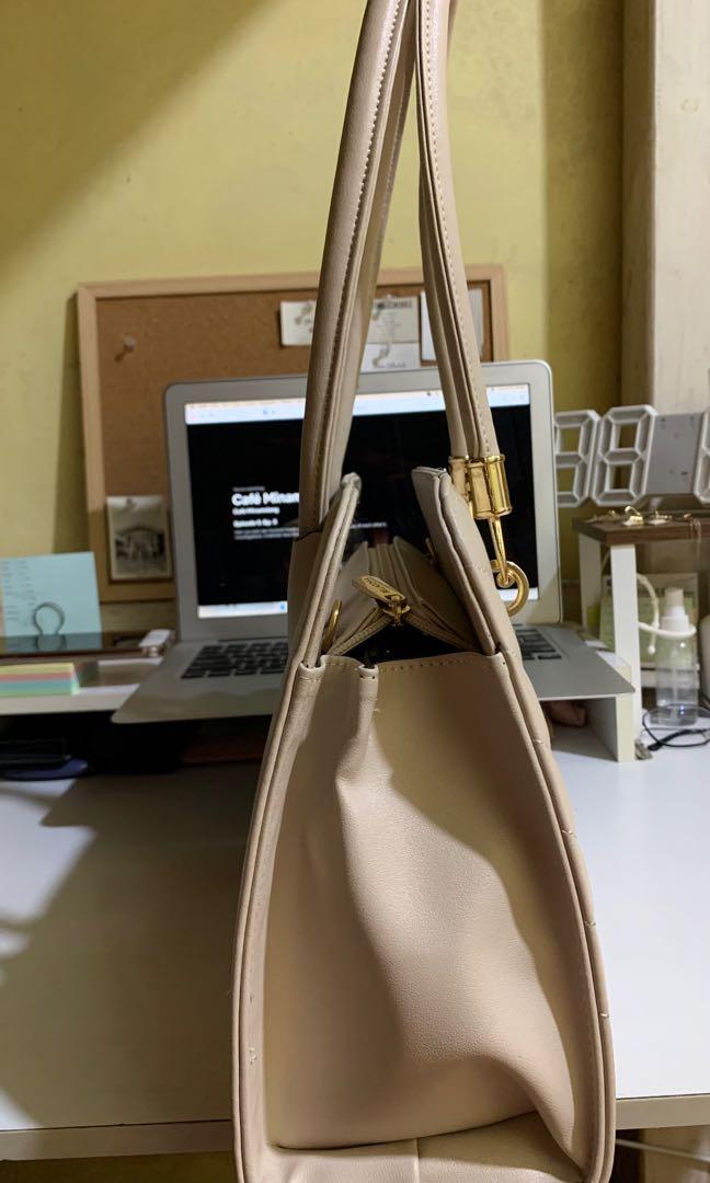 Belladonna 2025 bags sale