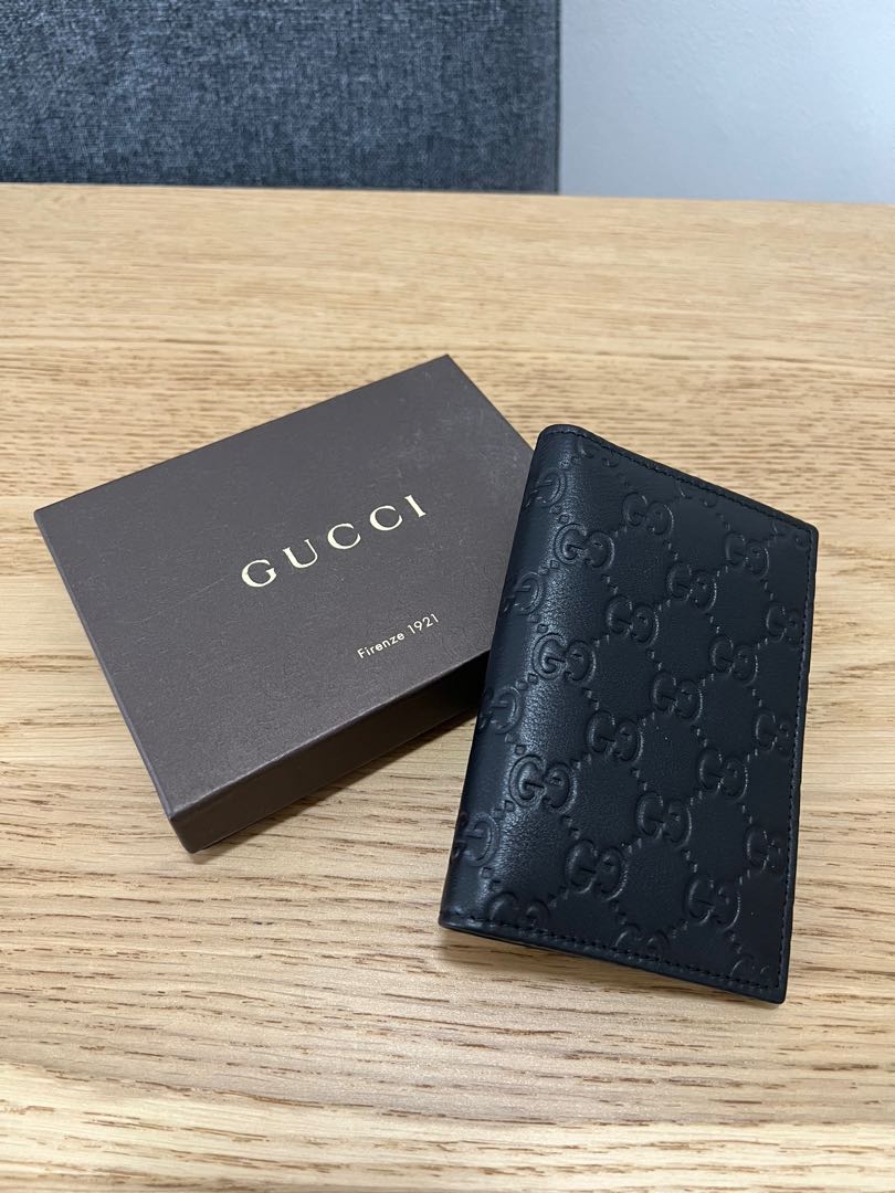BNIB Gucci Passport Holder, Men's Fashion, Watches & Accessories