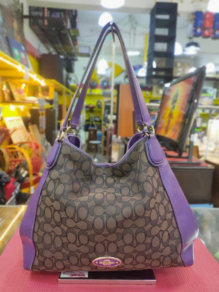 Coach signature edie sale