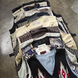 (Category: ) located in . Submitted by ARTOFFASHIONS (Listing ID 1172084963, Image 1). Description: .