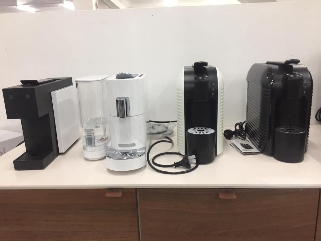 Expressi Coffee Capsule Machine (Category: Coffee Machines & Makers) located in Muntinlupa City. Submitted by aussie.surplustore (Listing ID 1172036143, Image 1). Description: Expressi Coffee Capsule Machine -Uses K-fee coffee capsule -220V Price: P2,900 each only Coffee capsule not included 📌 Items are from Australia SURPLUS/USED or MALL PULL OUT Tested and Working 📍MODE OF PAYMENT: GCash or Bank Transfer NO COD TRANSACTION Payment first only.