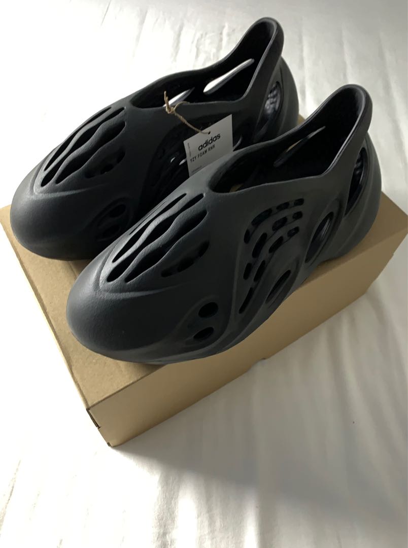 colisha men's foam runner