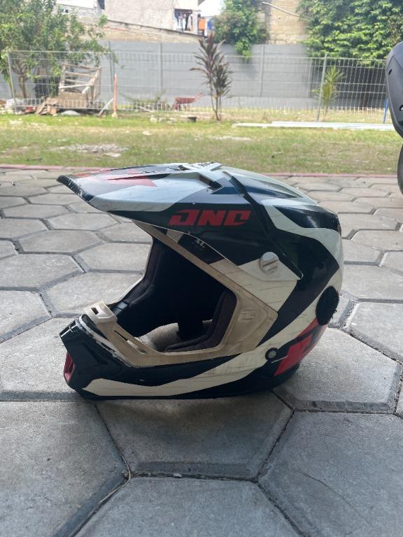 Helm cross half face 2025