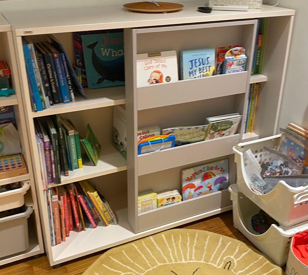 Iloom bookshelf deals