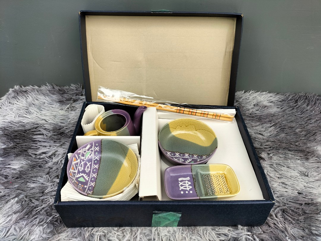 Japanese Stoneware Dinnerware Orient tempura set by Kyuyo Japan