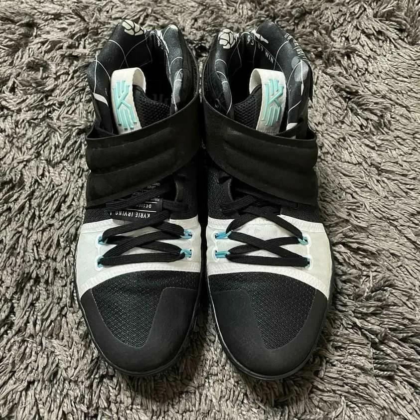Kyrie S1 Hybrid What the black Luxury Sneakers Footwear on