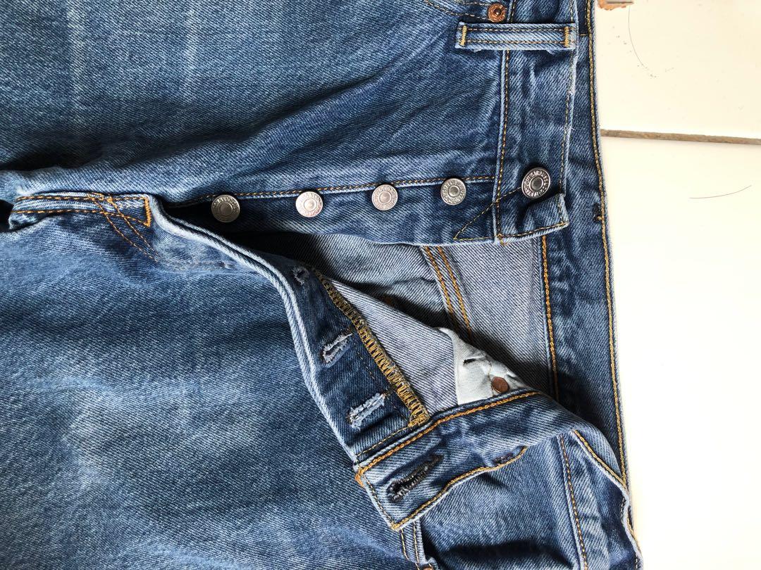 Levis red tag R Men s Fashion Bottoms Jeans on Carousell