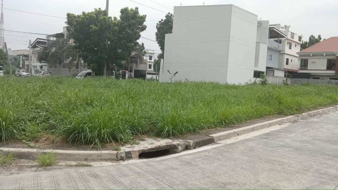 Sta. Barbara Royale, Property, For Sale, Lot on Carousell