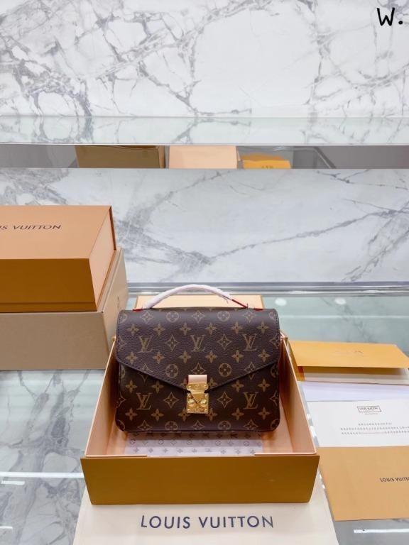LV Pochette Metis pour Femme Monogram bag, Women's Fashion, Bags