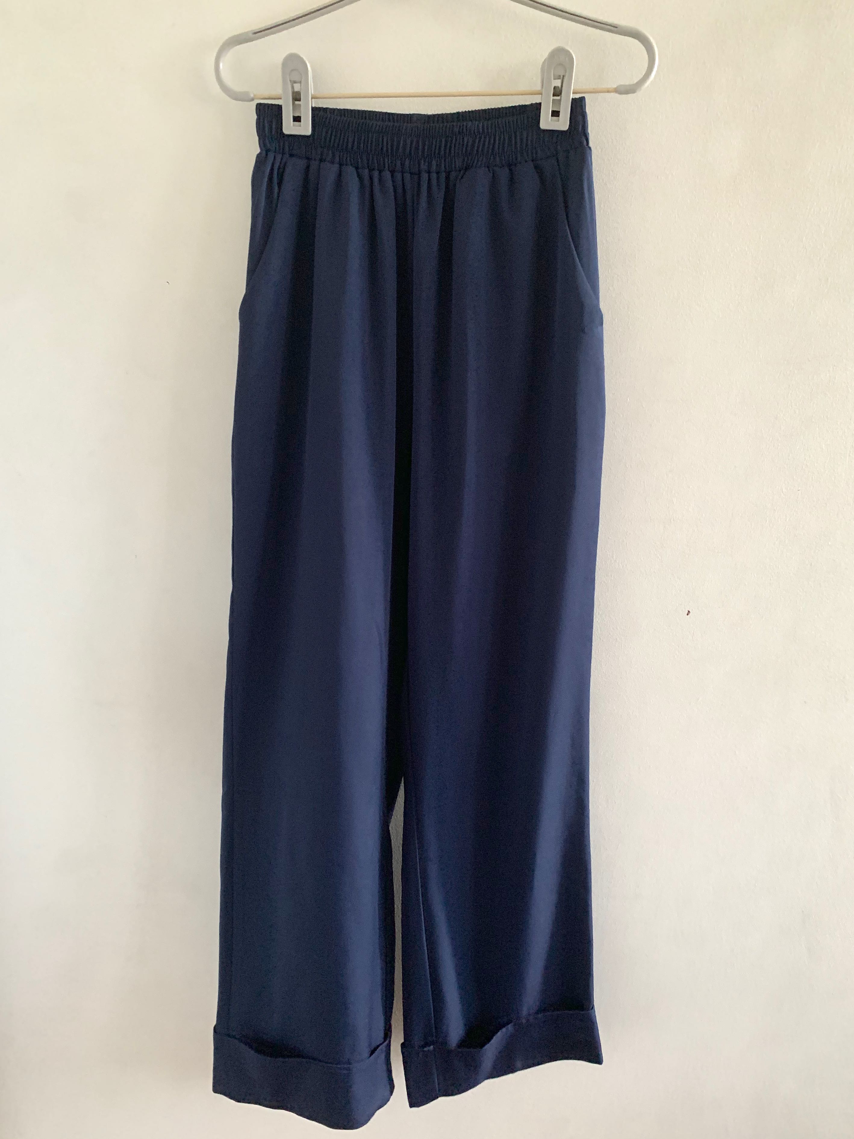 Navy Blue Elastic Band Pants, Women's Fashion, Bottoms, Other Bottoms ...