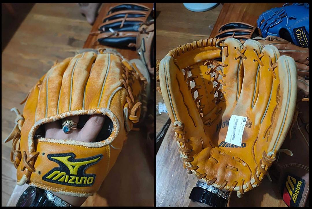 NEW ARRIVALS BASEBALL GLOVES JAPAN (Category: Racket and Ball Sports) located in Taguig. Submitted by 5jsjapansurplustaguig. (Listing ID 1172028909, Image 2). Description: BASEBALL GLOVES JAPAN LOWEST PRICE IS 250 PM ME FOR MORE INFO LOCATION ABRAMS ST BRGY PINAGSAMA PALAR VILLAGE TAGUIG CITY 09958097202.
