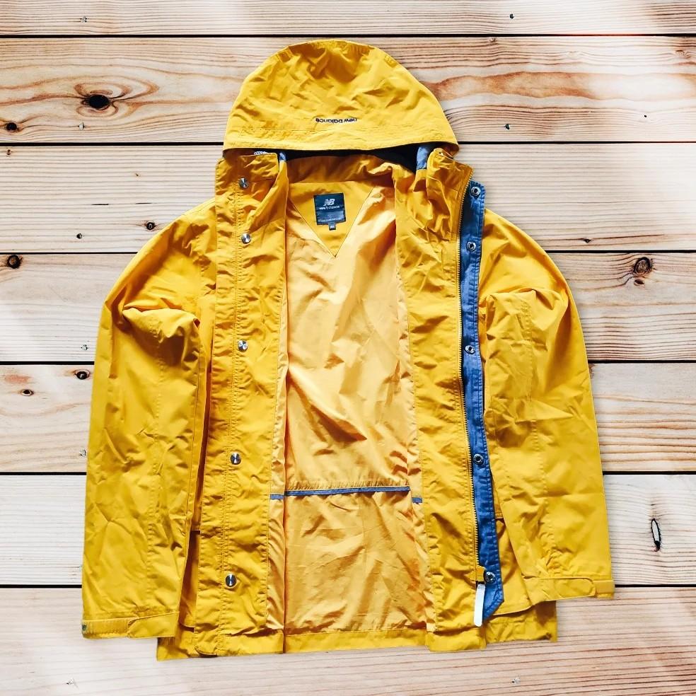 New balance yellow raincoat hot sale