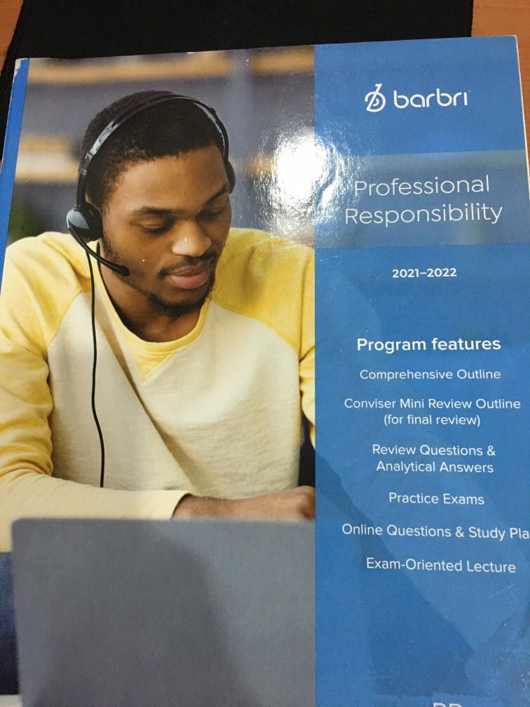 New York bar Barbri textbook, Hobbies & Toys, Books & Magazines ...