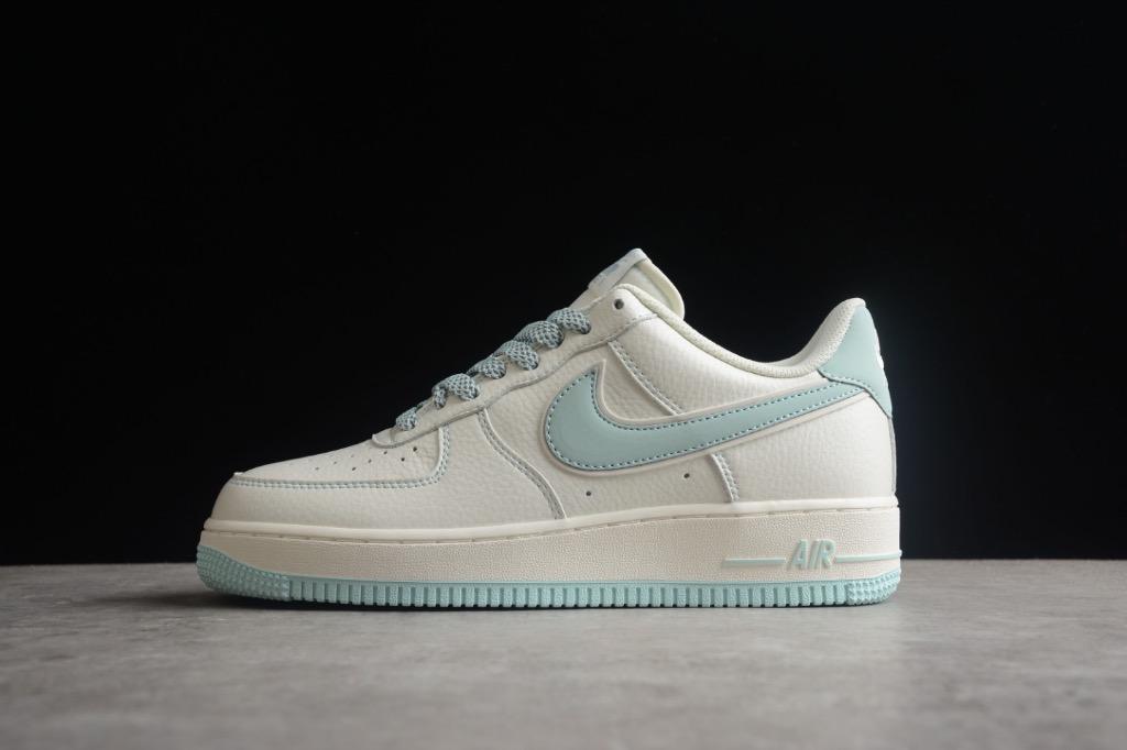 Nike air force sales 1 womens baby blue