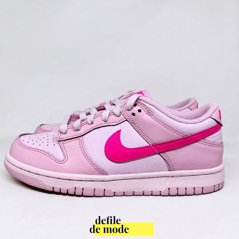 nike dunk pink white