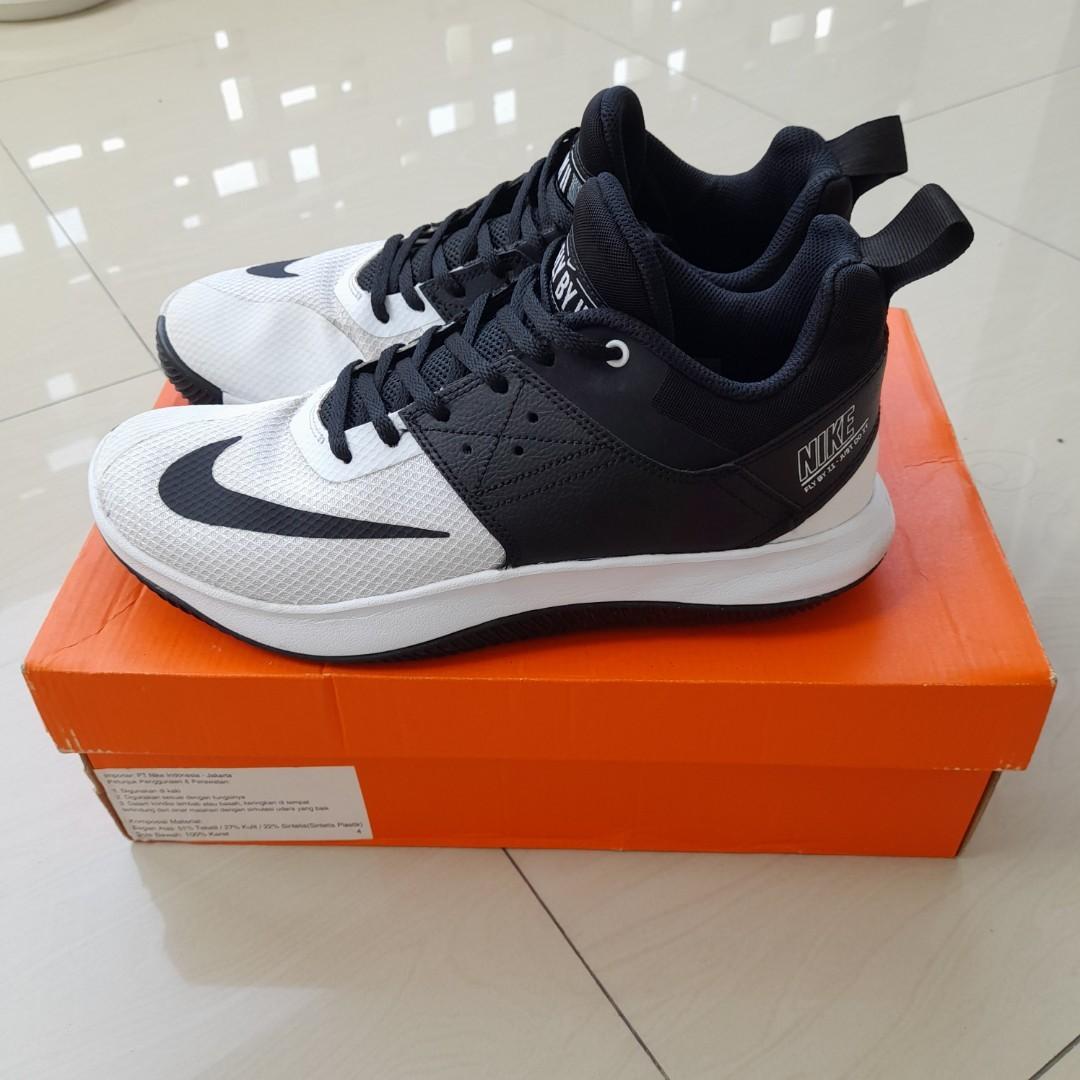 nike flyby low 2
