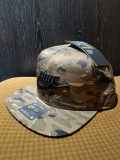 （分類：）位於 。 由 bape_sta 提交（商品編號 1172196729，圖片 1）。簡介： 。