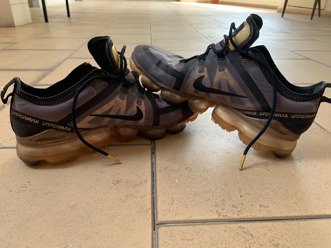 Nike Vapormax 2019 Metallic Gold US10 Men s Fashion Footwear