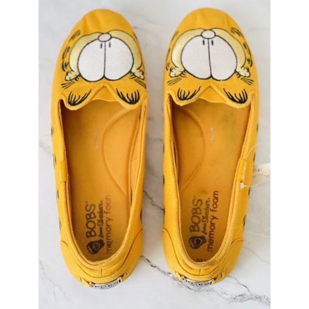 Sepatu skechers garfield top