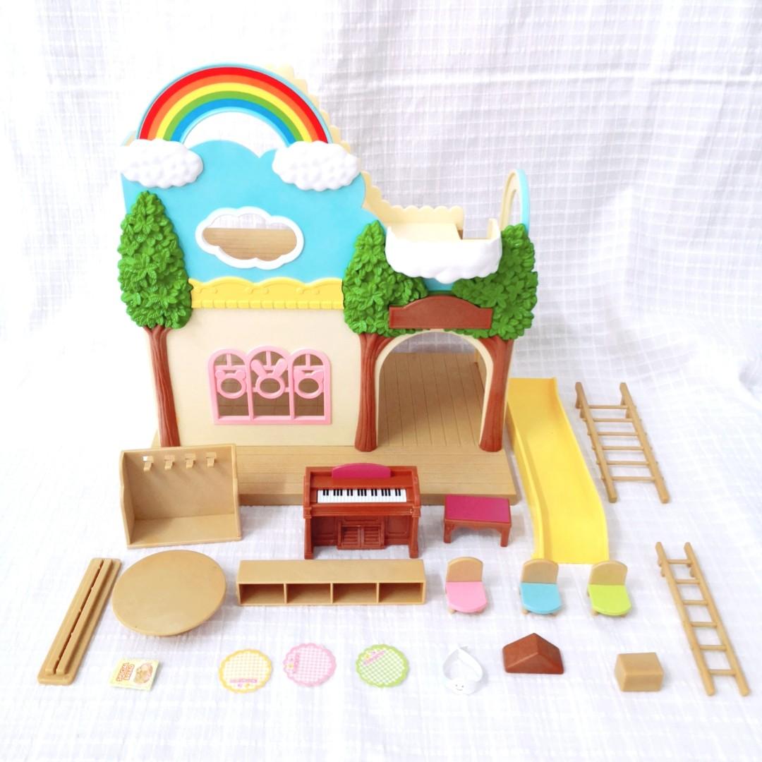 Free Bus Preloved Sylvanian Families Rainbow Nursery