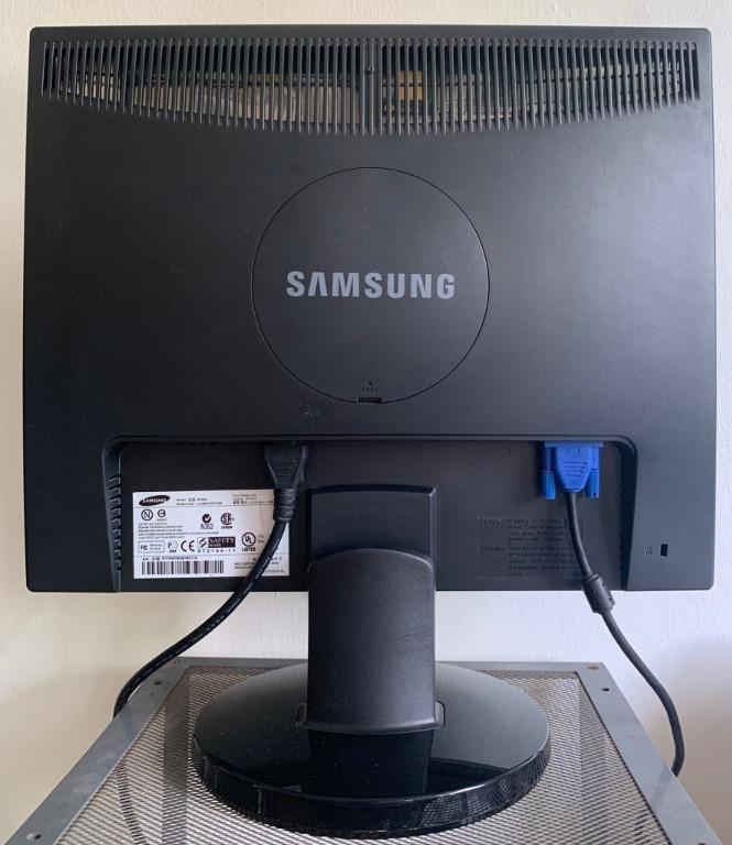 Samsung 943NX LCD Square Study Monitor, Computers & Tech, Parts ...