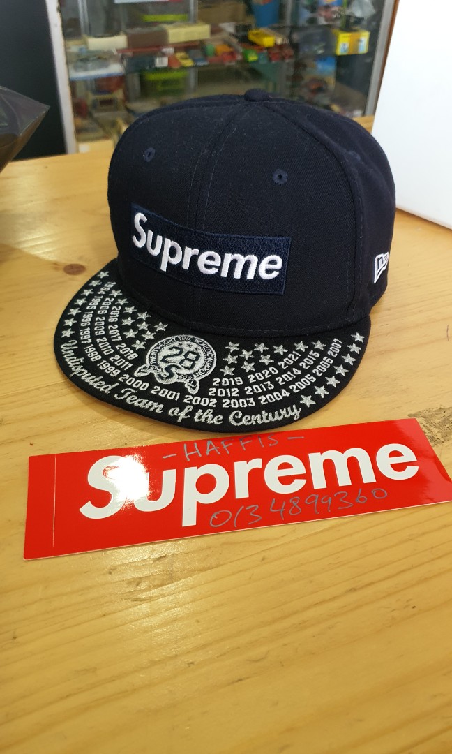 SUPREME UNDISPUTED BOX LOGO NEW ERA 7 3/8. CONDITION : USED RM350 ...