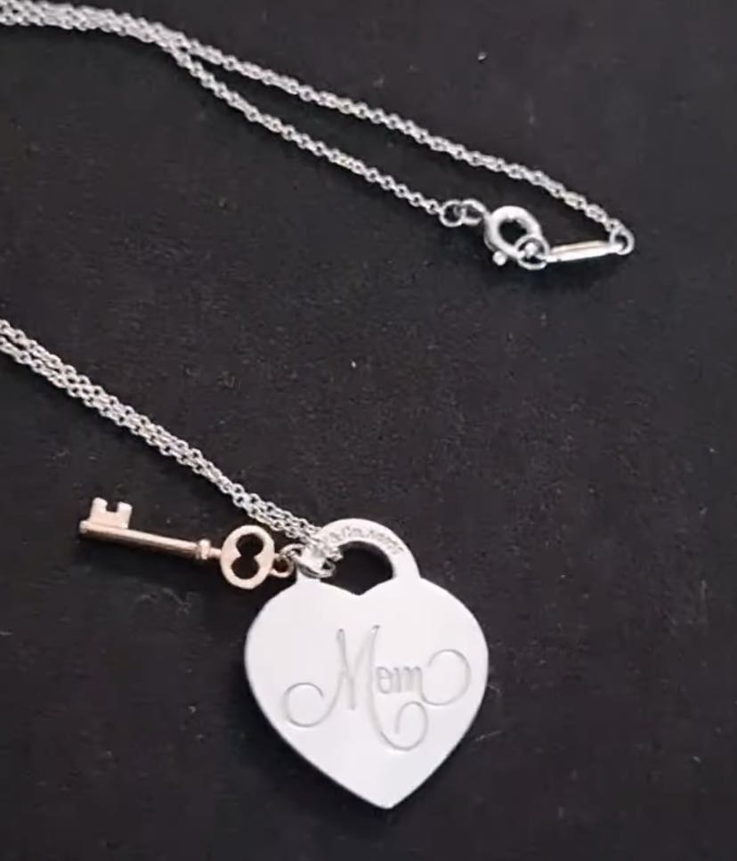 Tiffany \u0026 Co Mom Necklace, Luxury 