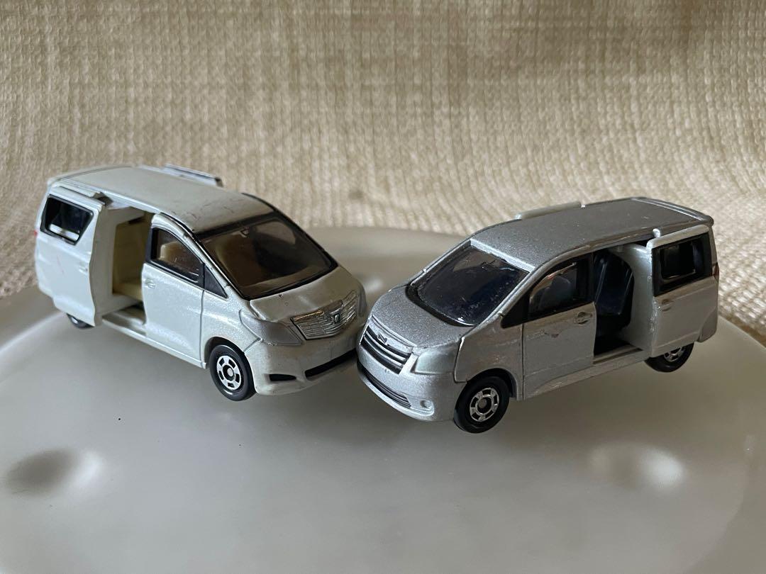 Tomica Diecast Cars Japan Set, Hobbies & Toys, Toys & Games on Carousell