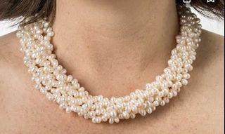 Twisted Pearl Necklace