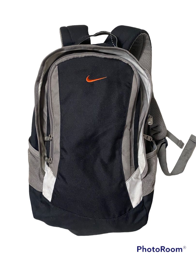 Vintage nike y2k backpack, Men's Fashion, Bags, Backpacks on Carousell