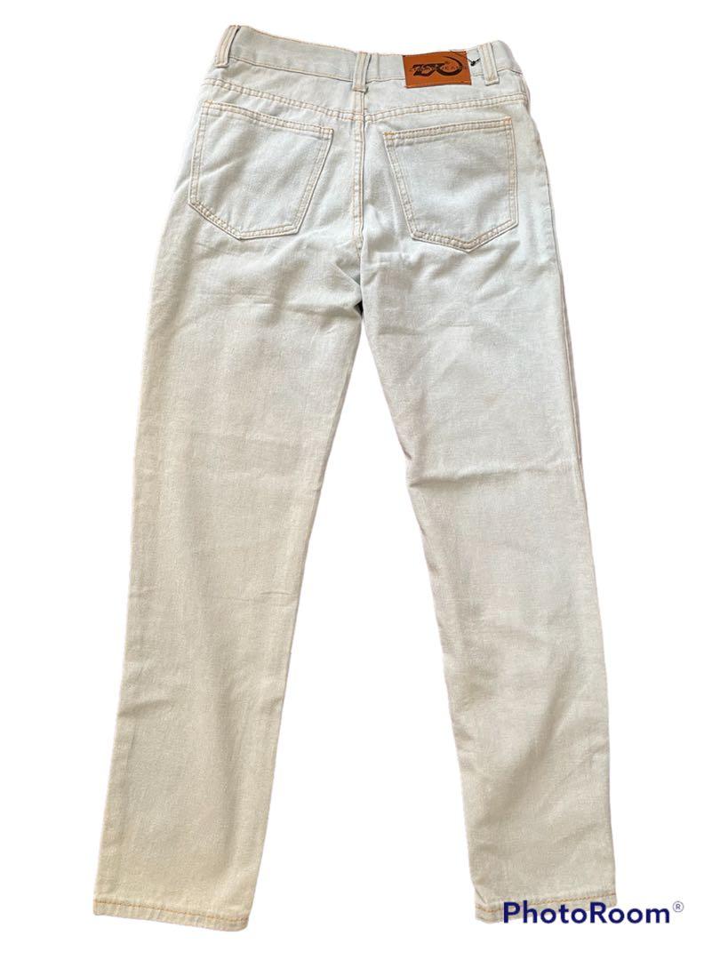 WITH TAGS HIGH WAISTED WASHED MOM JEANS (Category: Jeans) located in Dasmarinas. Submitted by shop.nn (Listing ID 1172123864, Image 3). Description: Never used Size 25-26 Length 38in Rfs need funds for school WITH TAGS HIGH WAISTED WASHED MOM JEANS Pm for more details Gcash payment then shopee checkout .